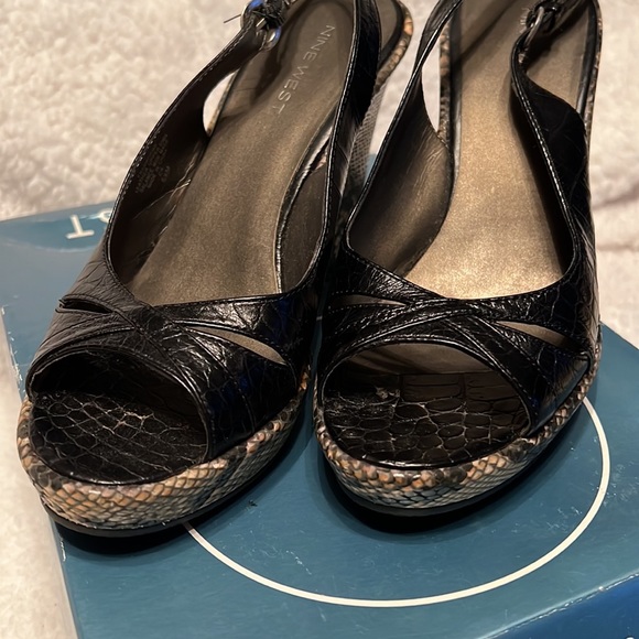 Nine West Freebornr Black Croc Design Wedge Heel - Picture 2 of 8